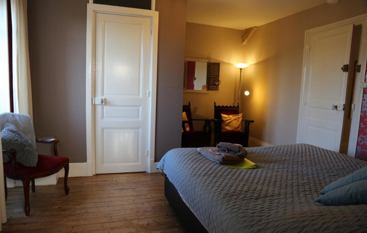 Le Bonnet De Nuit Bed and Breakfast Chalmoux Exteriör bild